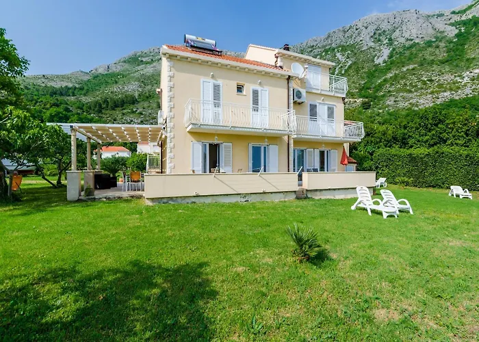 With 1 And Terrace * Mlini